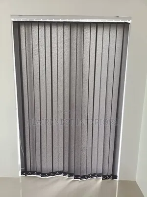 Vertical Blinds za Kisasa kwa Madirisha yenye Jua