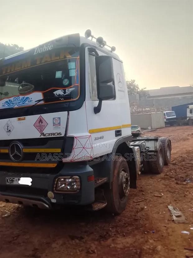 Trela ya Mercedes-Benz Actros 3340 DTDOBI - 1