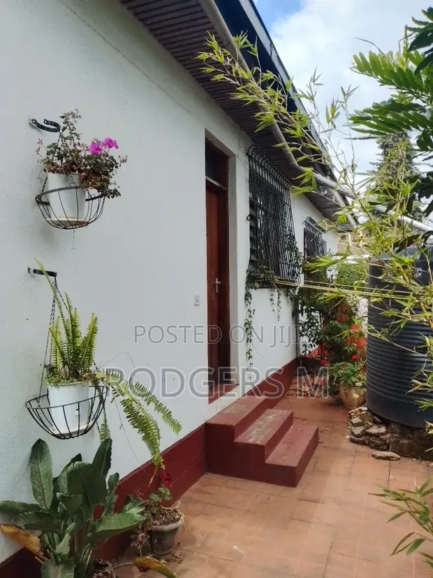 1 Bedroom Bedsitter for Rent, Raphta Road Area - 1