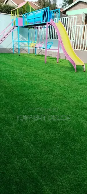 Durable Outdoor Artificial Grass Carpet kwa Eneo la Kucheza Watoto