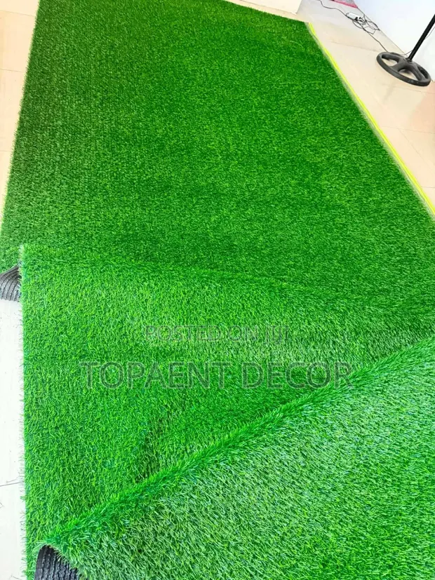Durable All-Weather Outdoor Artificial Grass Carpets - 1