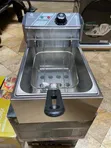 Nunix Single Electric Fryer - 1