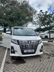 Magari 7 na 14 Seater kwa Ajili - 3