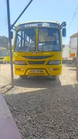 Isuzu NQR 2013 Basi - Njano - 1