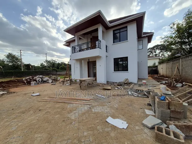 Nyumba ya Vyumba 4 na DSQ kwa Ajili ya Kukodisha Runda - 1