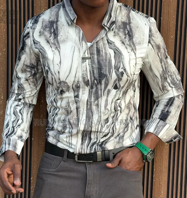 Premium Comfy Buttonless Long Sleeved Men's Shirt - 1