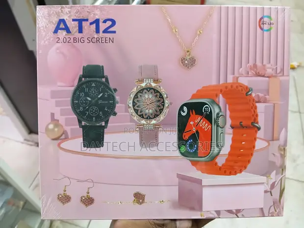 AT12 Smartwatch Gift Set for Women - Fitness Tracker - 1