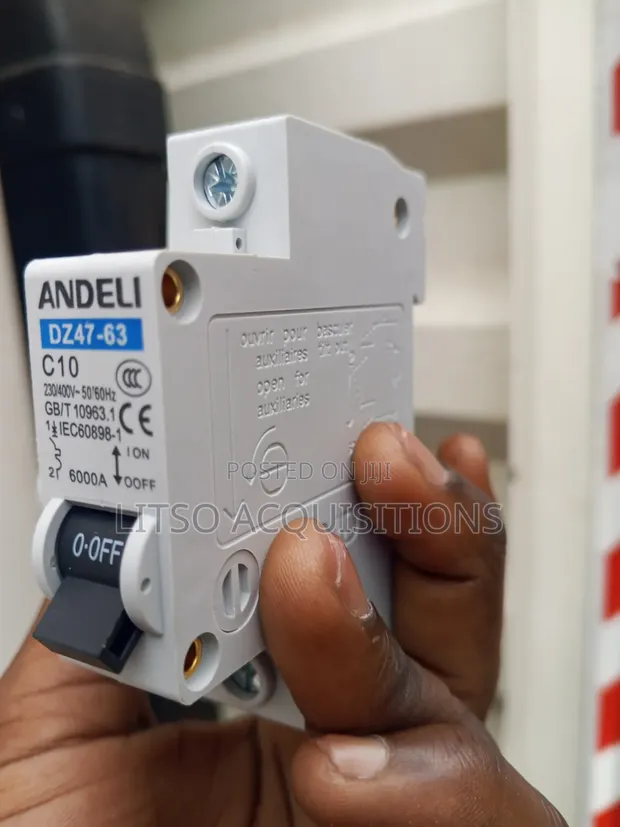 Andeli DZ47-63 C10 10A Single Pole MCB Circuit Breaker - 1