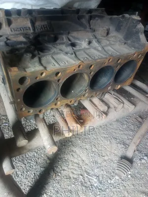 Isuzu 4HK1 Engine Block