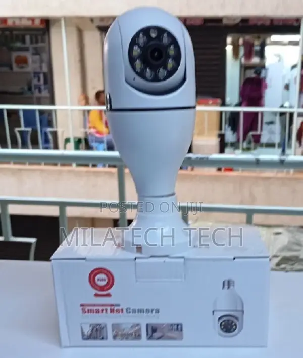 Kamera ya V380 WiFi Bulb PTZ 360° - 1