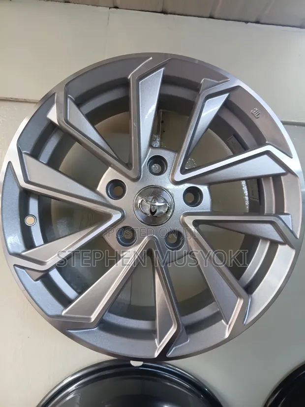 Magurudumu 15-inch Toyota kwa Noah, Voxy, Auris, Serena - 1