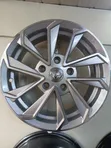 Magurudumu 15-inch Toyota kwa Noah, Voxy, Auris, Serena - 1