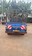 Toyota Hilux 2012 Blue - 5