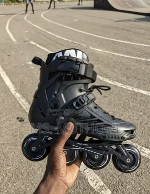 The 76/80 Custom Metric Professional Roller Skates Size 42-46