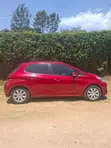 2018 Peugeot 208 Red - 5
