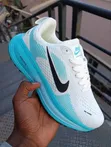 Nike Vomero 18 - 4