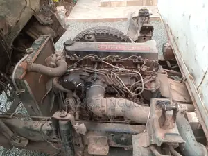 Isuzu NKR Mini Truck - Used