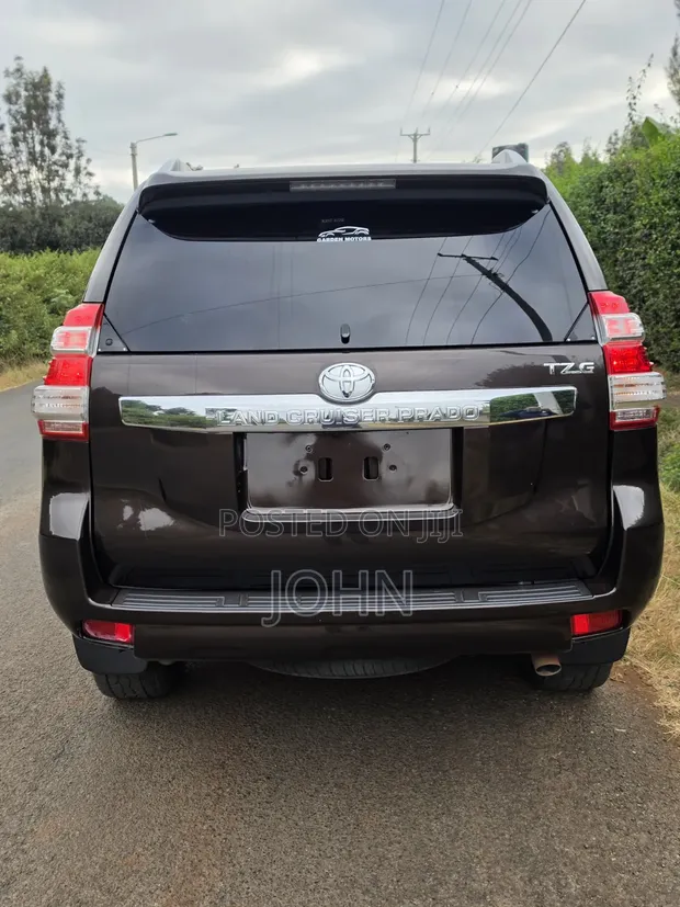 Toyota Land Cruiser Prado 2.8 2017 Burgundy - 1