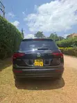 Volkswagen Tiguan 2017 Nyeusi - 4