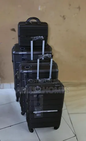 4-in-1 Luxurious Unbreakable Suitcase Set