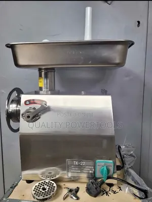 M22 Meat Mincer with Reverse - 1200W