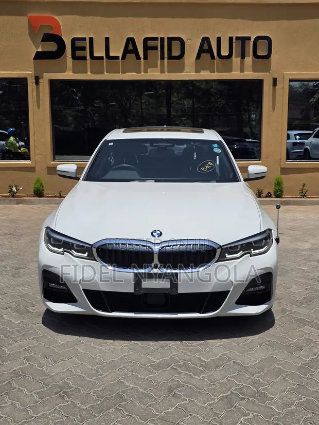 BMW 330i 2020 White - 1