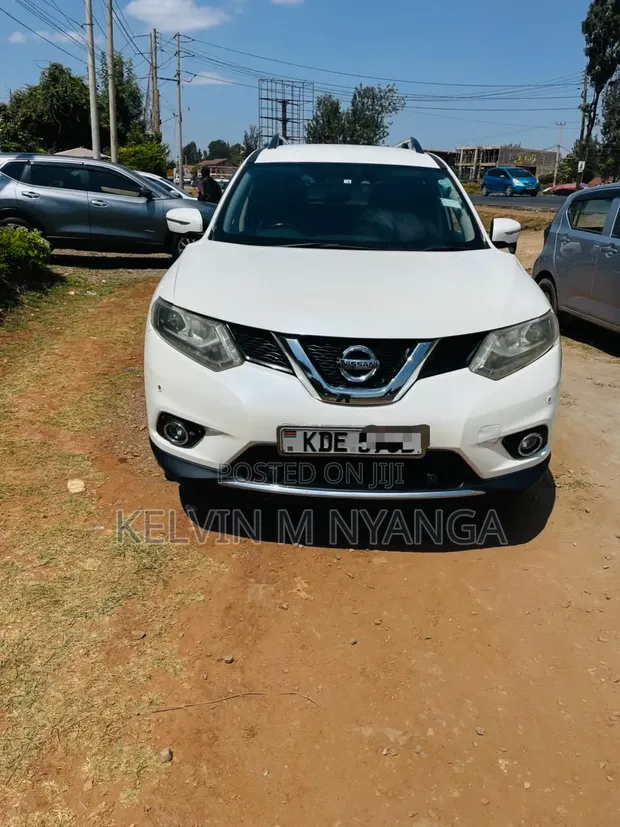 Nissan X-Trail 2.0 Petrol AWD 2014 White - 1