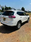 Nissan X-Trail 2.0 Petrol AWD 2014 White - 3