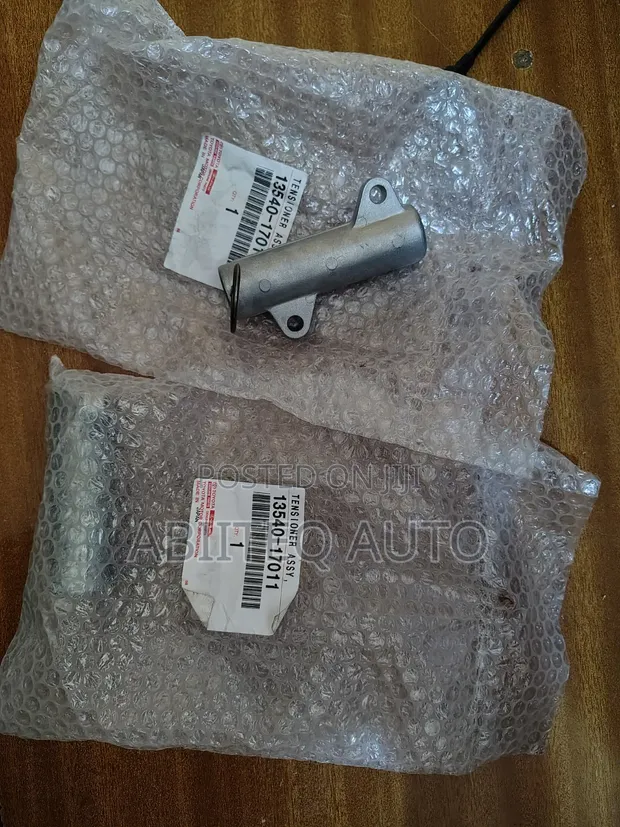 Genuine Toyota Land Cruiser 79 Series Timing Belt Tensioner - 1