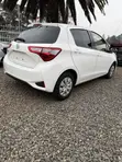 Toyota Vitz 1.0 FWD 5dr 2019 White - 5