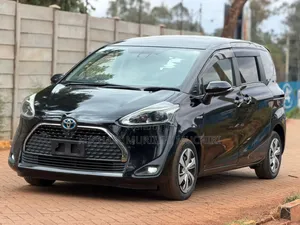 Toyota Sienta Hybrid 2019 Nyeusi