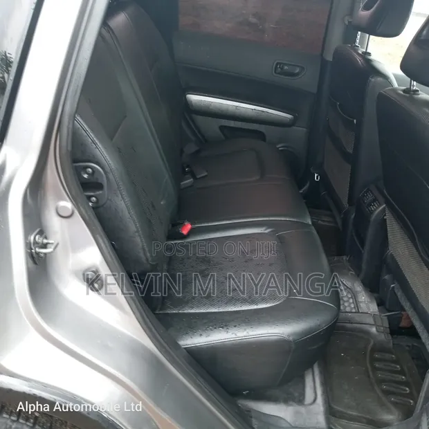 Toyota Vitz 1.0 FWD 5dr 2013 Silver - 1