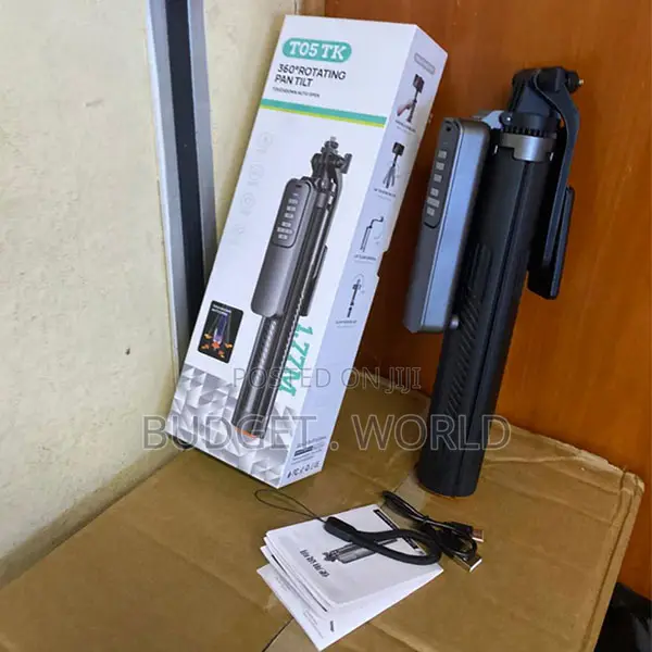 T05 Universal 360° Tripod Selfie Stick 1.77m - 1