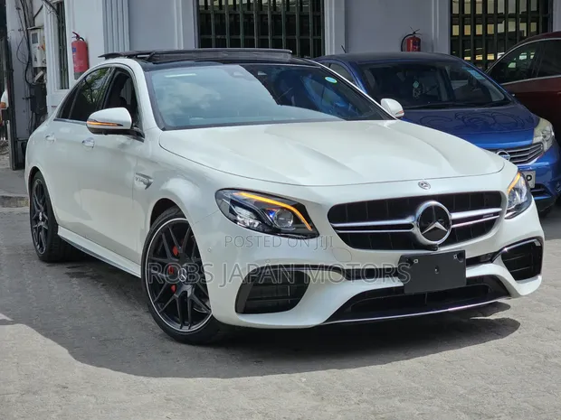 Mercedes-Benz E63s 2018 - Fully Loaded - 1