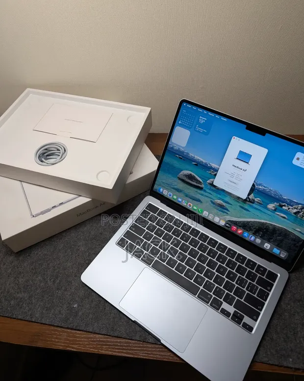Apple MacBook Air 2025 M4 16GB RAM 256GB SSD - 1