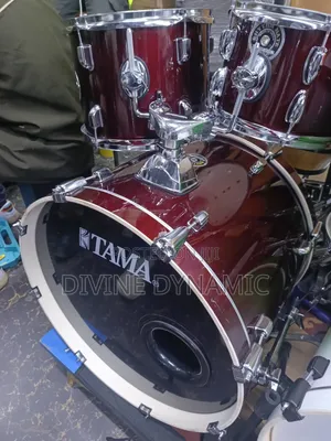 Tama Drum Set