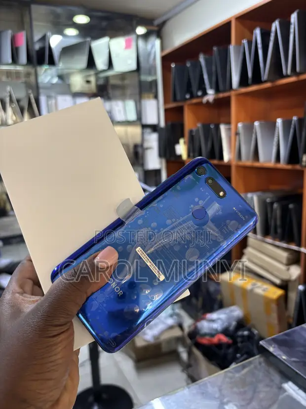 New Honor V20 256GB Blue - 1