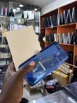 New Honor V20 256GB Blue - 3