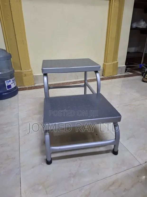 Step Stool ya Hospitali - 1