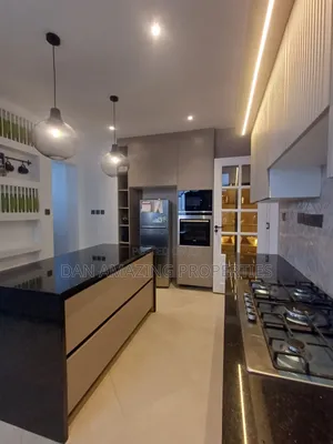 Maisonette ya Vyumba 4 Inauzwa Kerarapon