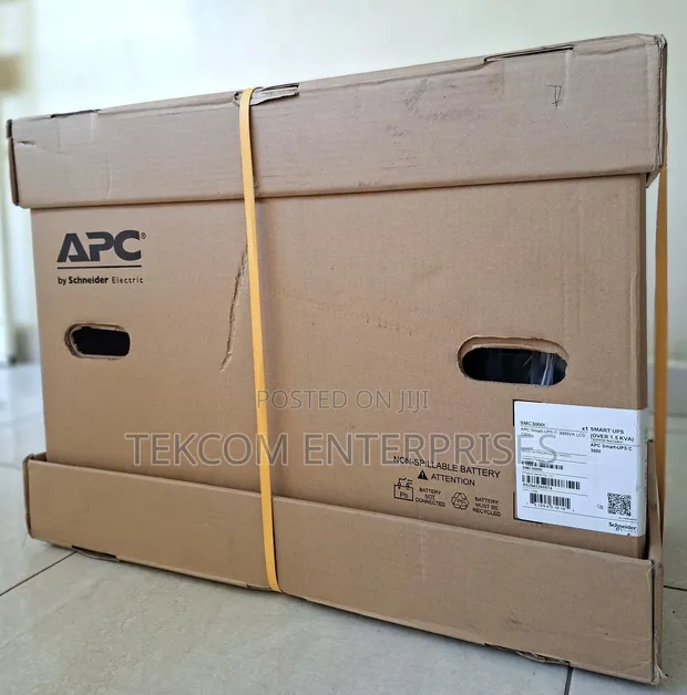 APC Smart-UPS C 3000VA LCD 230V - 1