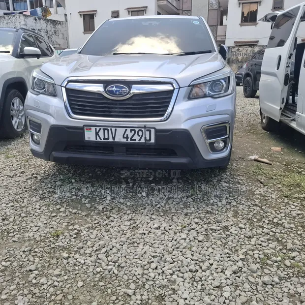 Subaru Forester 2.0XT Premium AWD 2018 Silver - 1