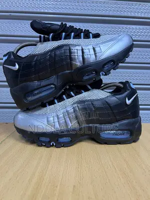Palace x Nike Air Max 95 "Big Bubble"