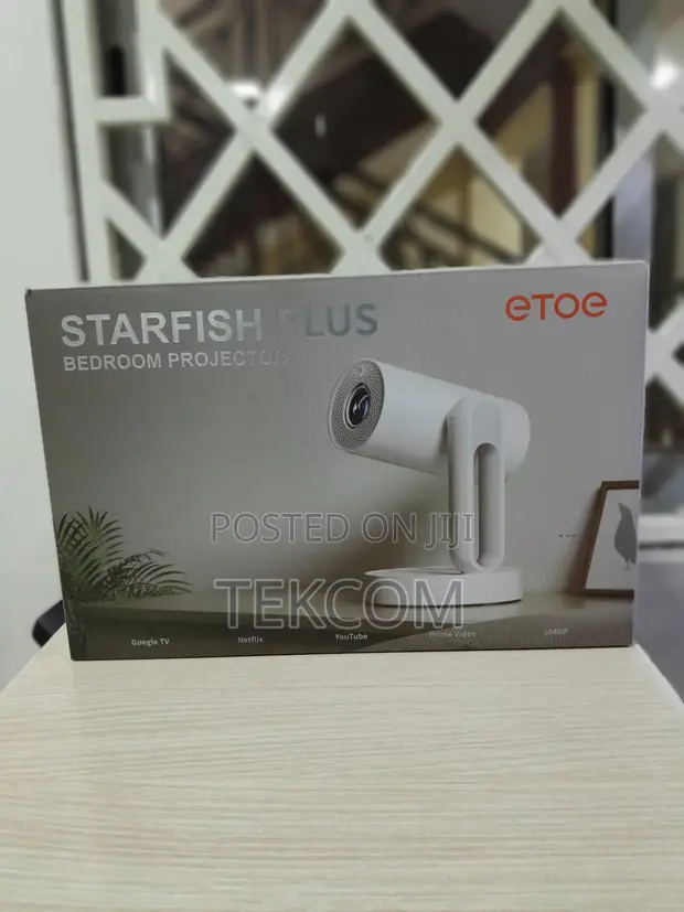 Etoe Starfish Plus LCD Smart Projector - 1