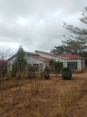4-Bedroom House for Sale in Kisasi