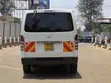 Toyota HiAce 2013 Nyeupe - 4