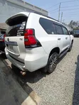 Toyota Land Cruiser Prado TX 2019 White - 2