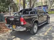 Toyota Hilux 2018 Nyeusi - 2
