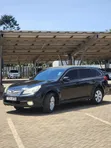 Subaru Outback 2011 Nyeusi - 3