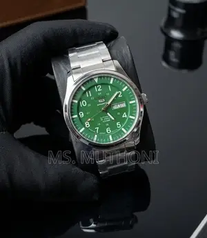 Seiko 5 Sports SNZG09 Green Dial